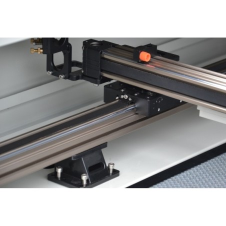 Masina de gravat si taiat cu laser CO2 Cormak LC 6090ZD1 - 160 W